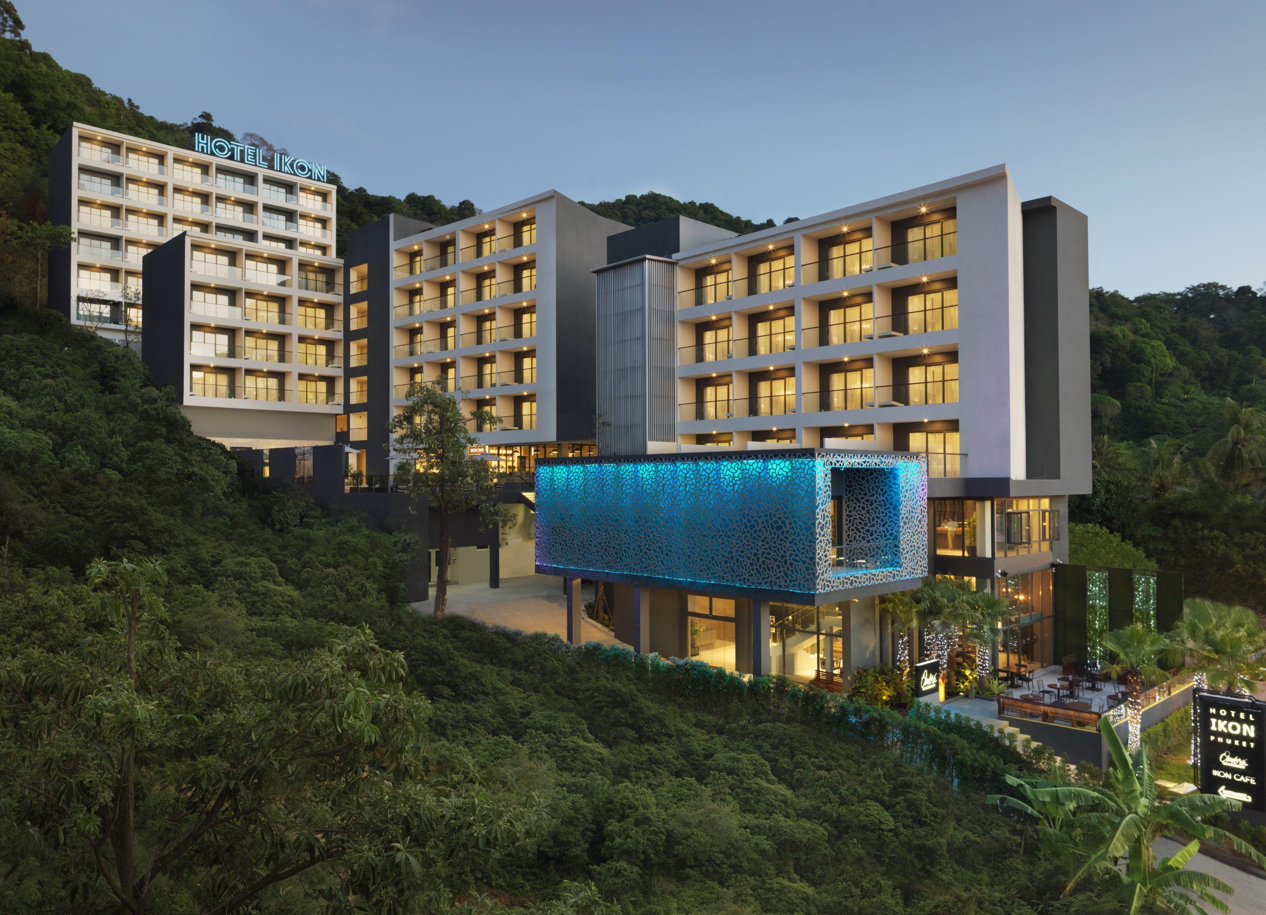 Hotel Ikon Phuket - Sha Extra Plus Karon Exterior foto