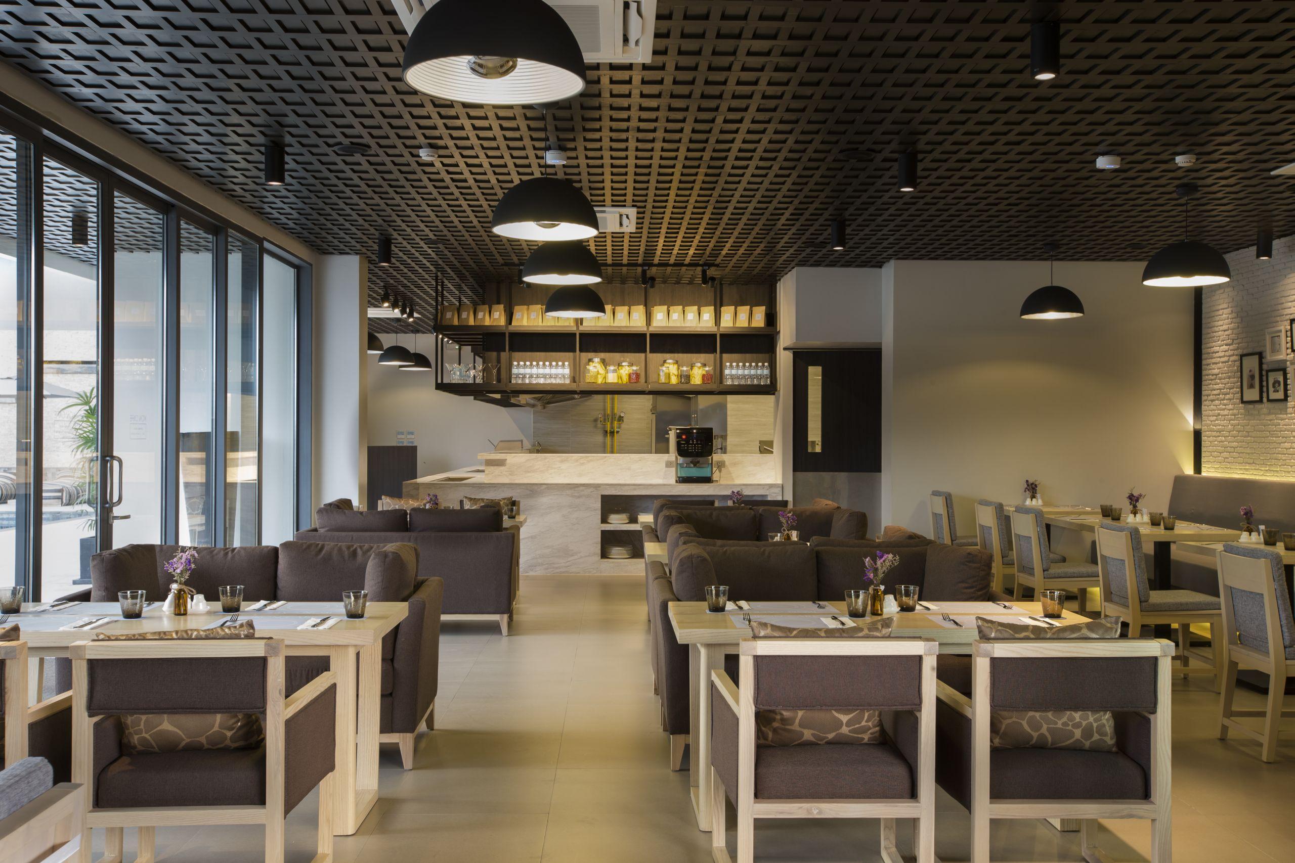 Hotel Ikon Phuket - Sha Extra Plus Karon Exterior foto